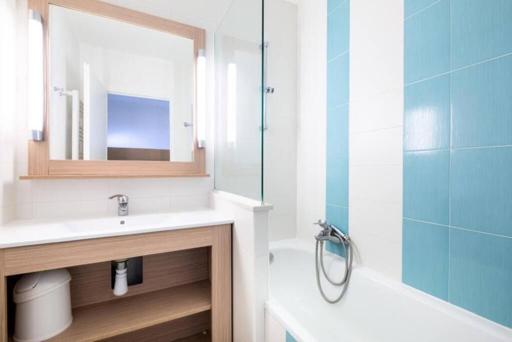 Bel Appartement Vue Sur Piscine 1 Chambre Fermee Et 1 Espace Cabine Saint-Raphaël 外观 照片